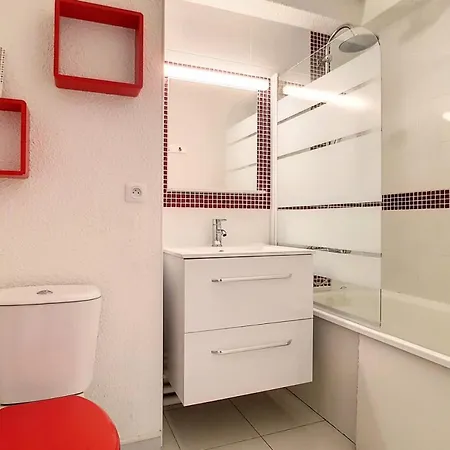 Median - 2 Pieces Pour 4 Personnes 204 Appartement